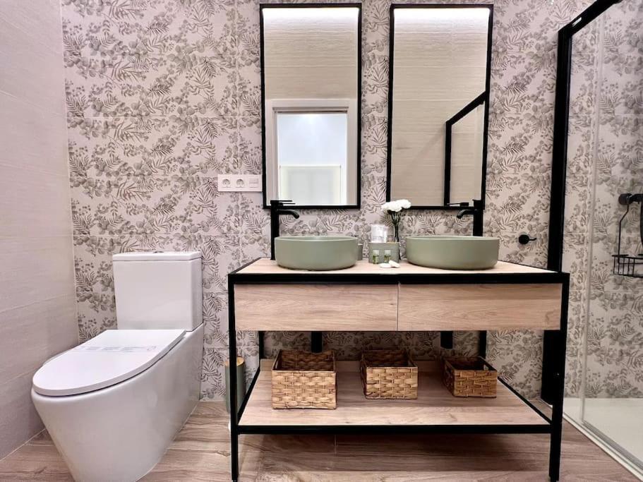 Ferienwohnung Auxiliadora Luxury Sevilla Exterior foto